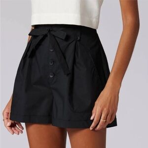 Adorable paper bag waist cotton shorts- NWT